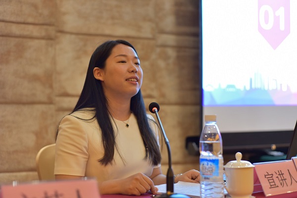 宣讲会 600.jpg 宣讲会 600.jpg